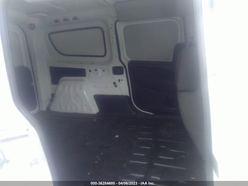 VIN ZFBERFAB8J6L51061 2018 RAM PROMASTER CITY TRADESMAN