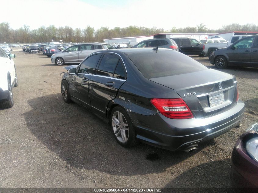 2014 MERCEDES-BENZ C-CLASS C 300 - WDDGF8ABXEA908829