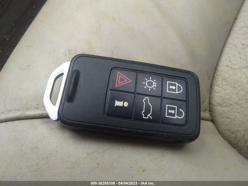 2015 VOLVO XC70 T6 PREMIER PLUS - YV4902NC6F1200855