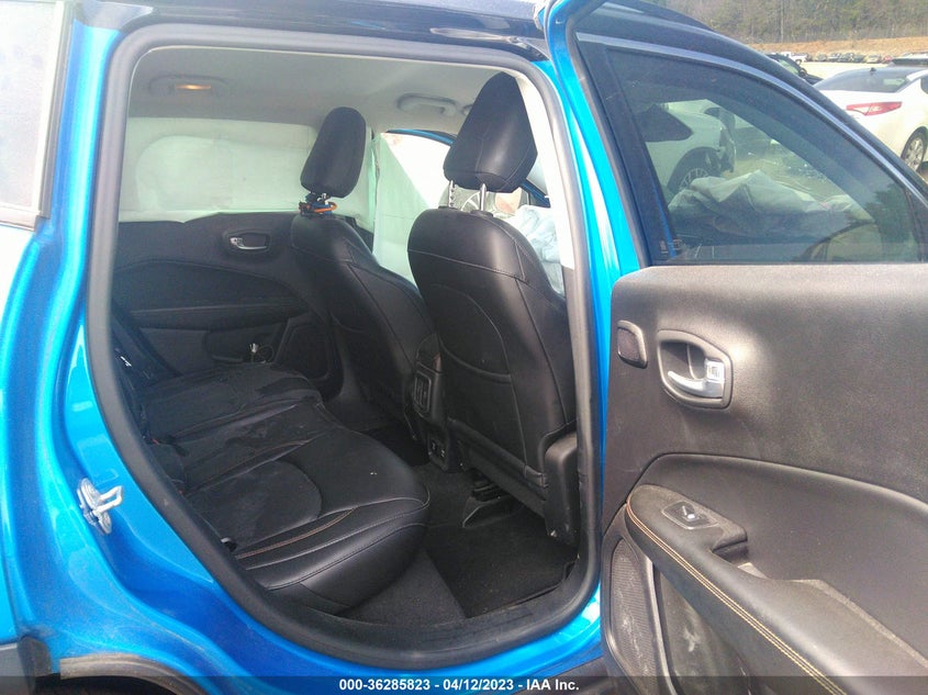 VIN 3C4NJDCB1JT192234 2018 JEEP COMPASS LIMITED