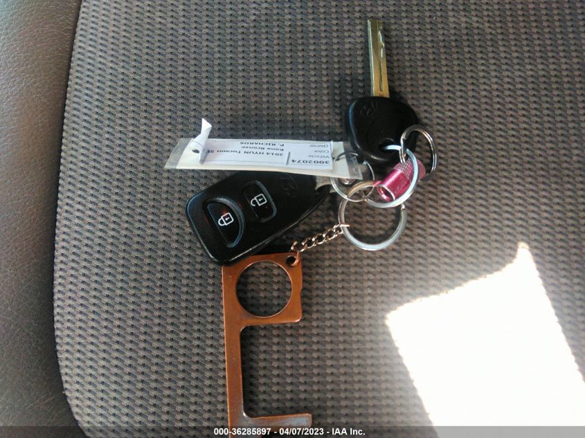 2014 HYUNDAI TUCSON SE - KM8JU3AG3EU836533