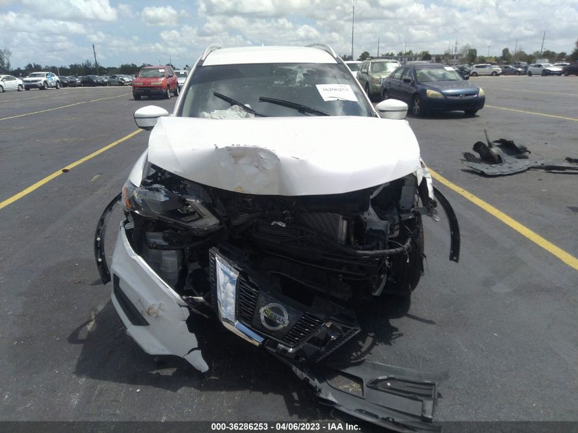 2017 NISSAN ROGUE SV - KNMAT2MTXHP610261