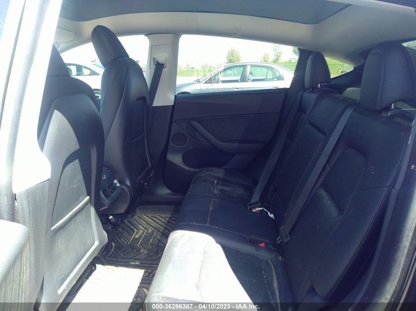 2022 TESLA MODEL Y U   U(VIN: 7SAYGDEF4NF401064
