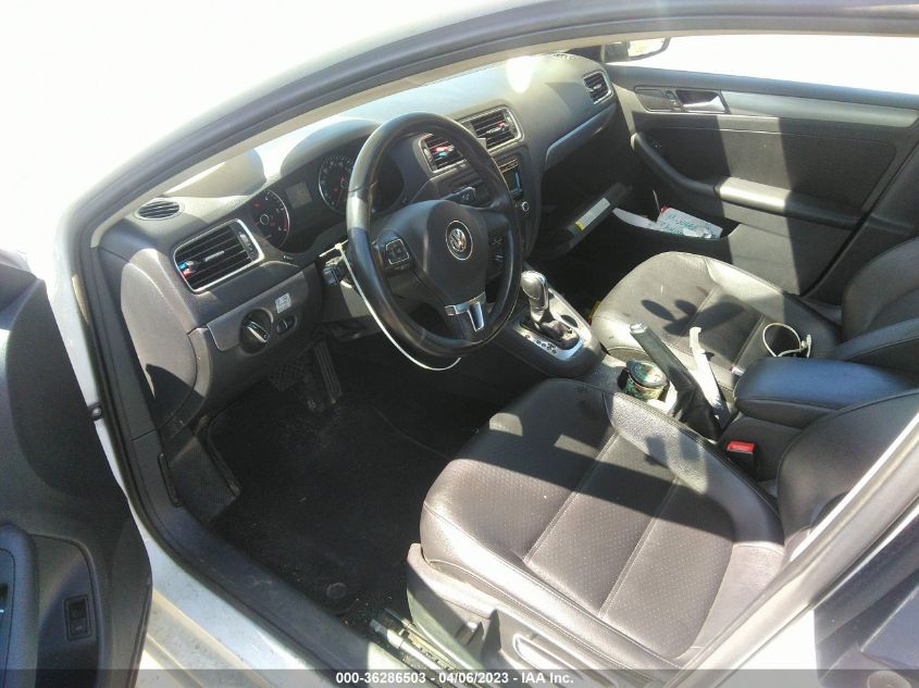 2014 VOLKSWAGEN JETTA SEDAN TDI - 3VWLL7AJ2EM371425