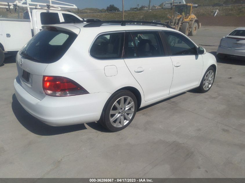 2014 VOLKSWAGEN JETTA SPORTWAGEN TDI W/SUNROOF & NAV - 3VWPL7AJ0EM610486