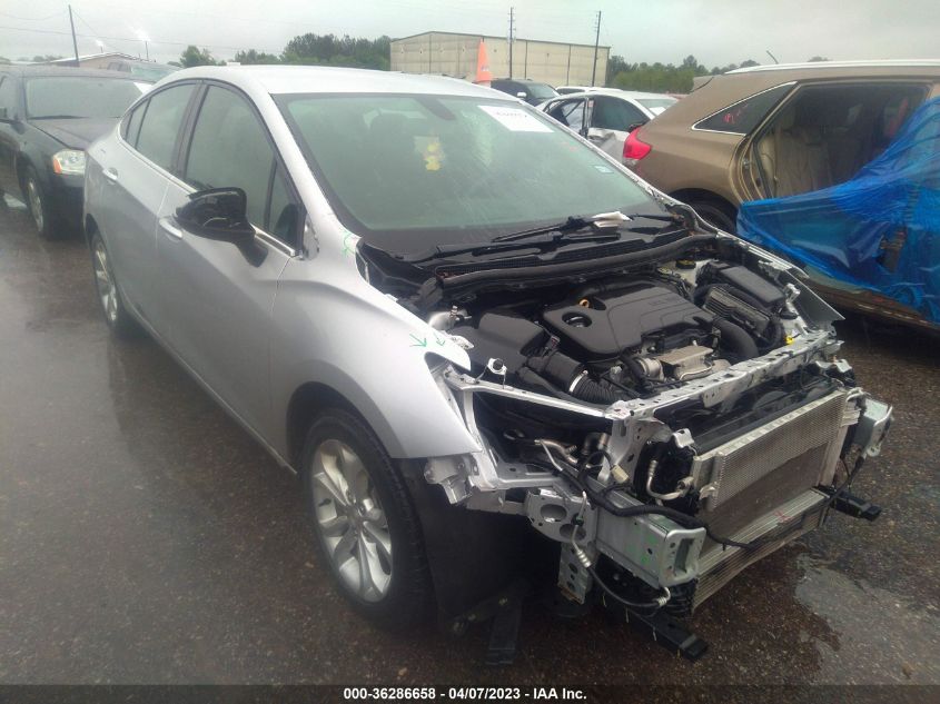 2019 CHEVROLET CRUZE LT - 1G1BE5SM1K7121386