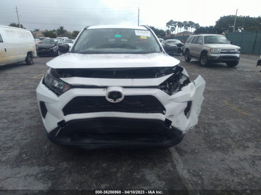 VIN JTMH1RFV4KD506546 2019 TOYOTA RAV4 LE