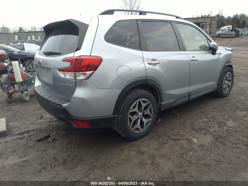 2020 SUBARU FORESTER PREMIUM - JF2SKAGC6LH405652