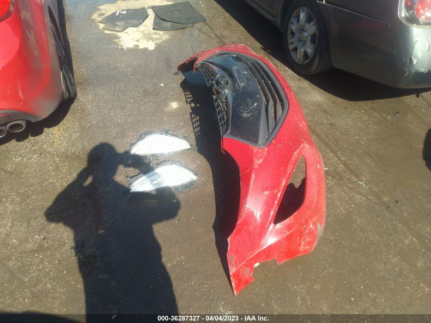 2013 HYUNDAI ELANTRA COUPE SE - KMHDH6AE7DU011935