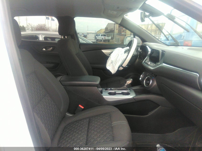 VIN 3GNKBBRA1LS676620 2020 CHEVROLET BLAZER LT