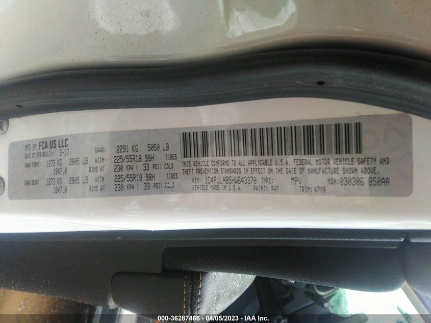 VIN 1C4PJLAB5HW643370 2017 JEEP CHEROKEE SPORT