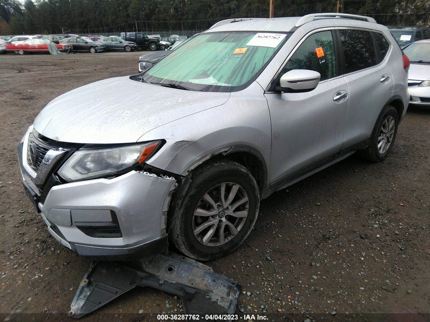 VIN KNMAT2MT6JP569424 2018 NISSAN ROGUE SV