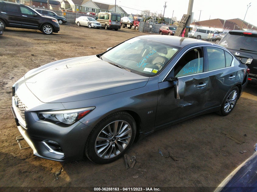VIN JN1EV7AR2JM438240 2018 INFINITI Q50 3.0T LUXE