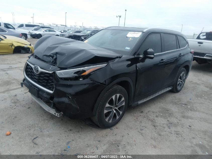2022 TOYOTA HIGHLANDER XLE - 5TDGZRAHXNS124228