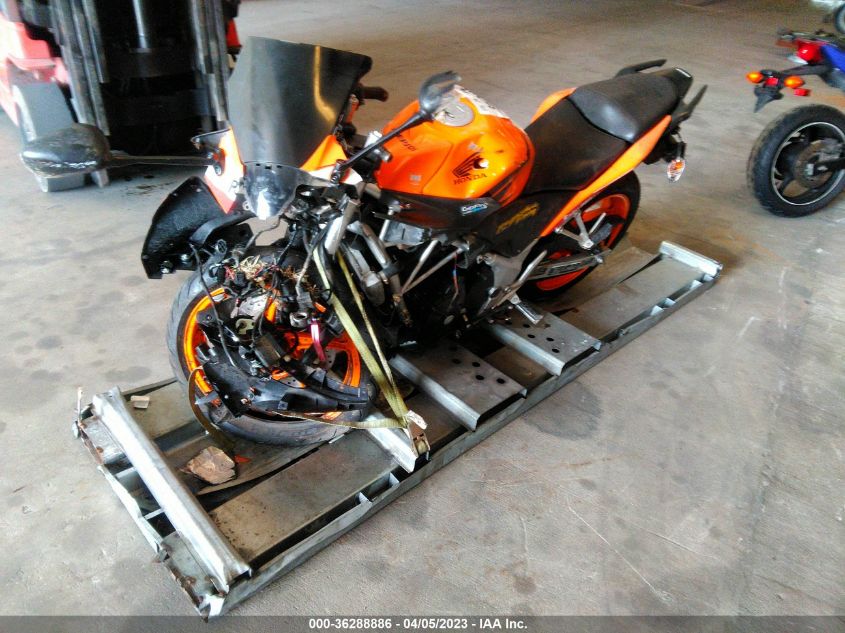 2013 HONDA CBR250 R MLHMC410XD5300245