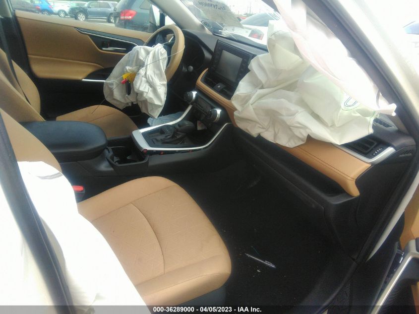 2019 TOYOTA RAV4 XLE - 2T3W1RFV7KC023127