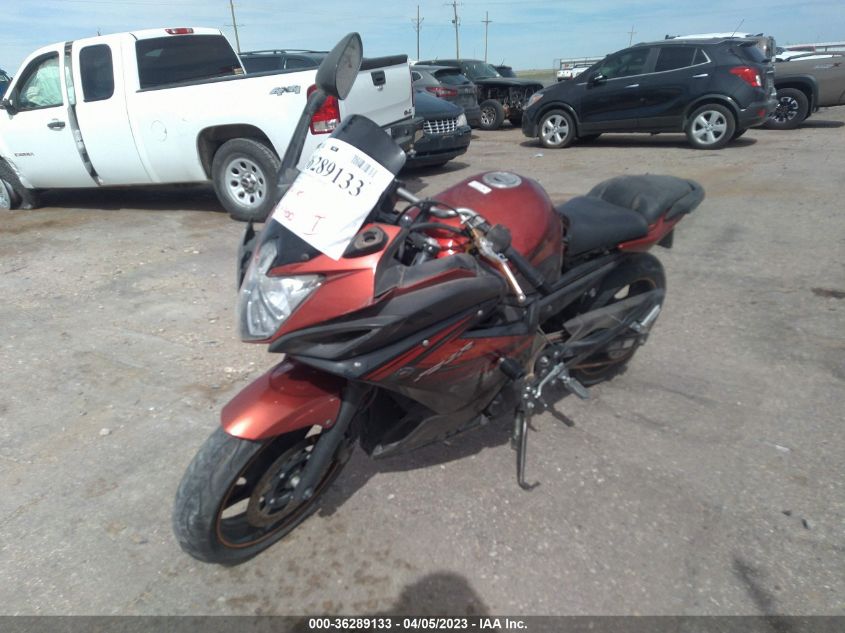 2011 YAMAHA FZ6 R - JYARJ18E3BA006670