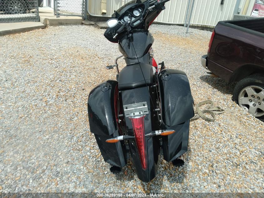 2016 VICTORY MOTORCYCLES MAGNUM 5VPYW36NXG3052123