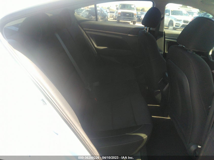 VIN 5NPD84LF7JH258957 2018 HYUNDAI ELANTRA SEL