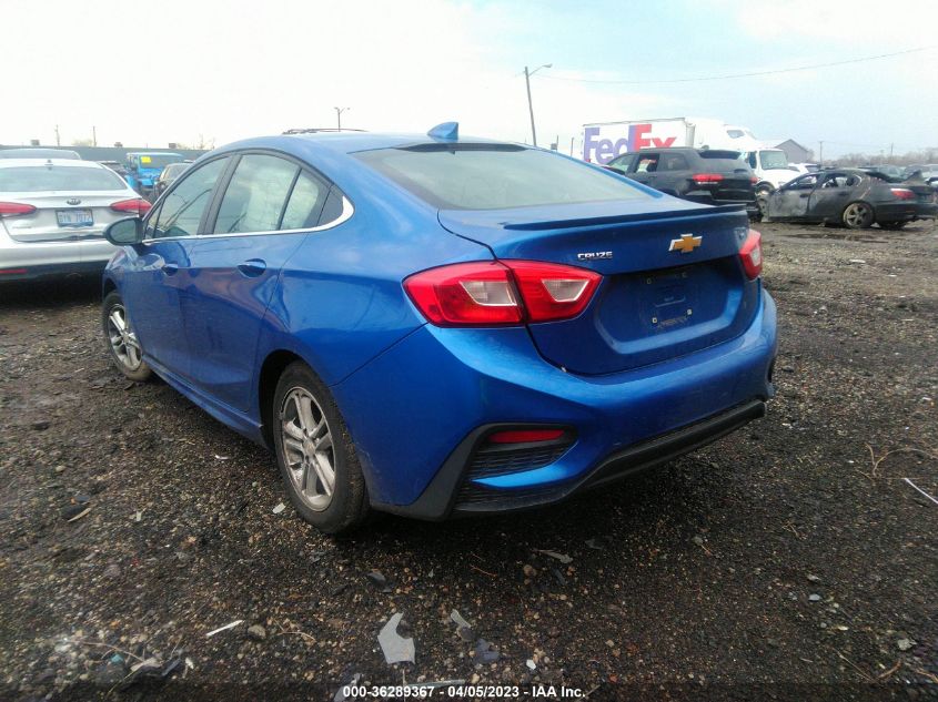 2018 CHEVROLET CRUZE LT - 1G1BE5SM7J7133394