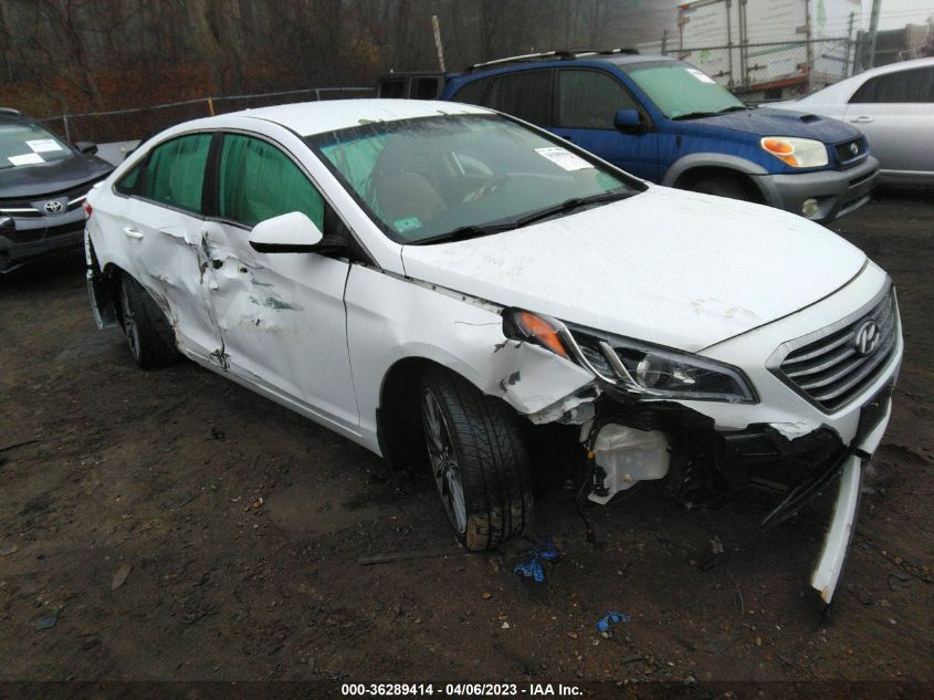 2015 HYUNDAI SONATA 2.4L SE - 5NPE24AFXFH211888