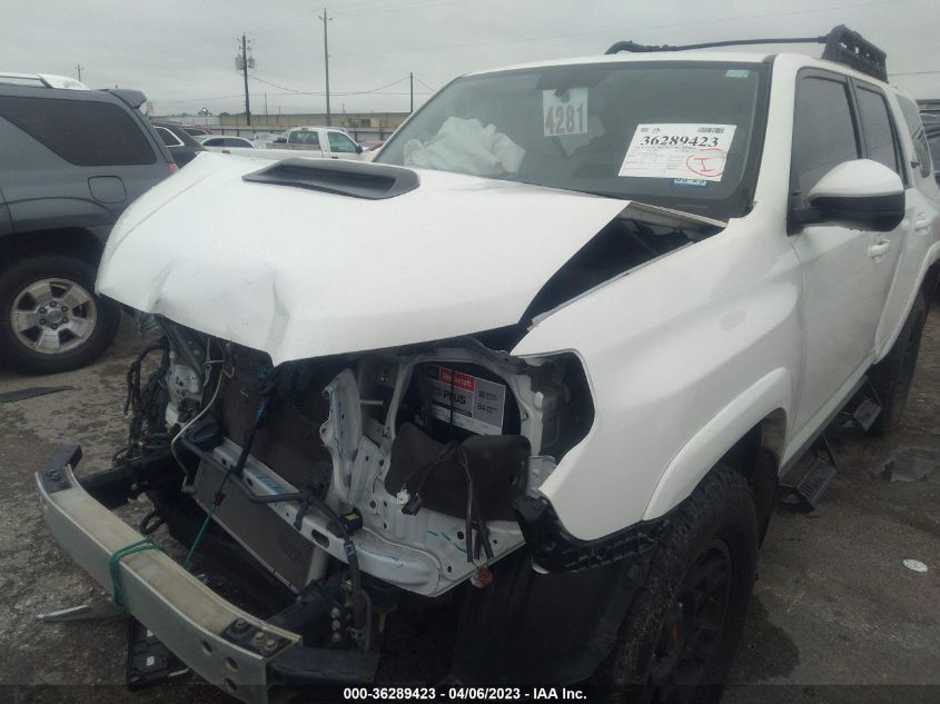 2019 TOYOTA 4RUNNER SR5 - JTEBU5JR5K5668045