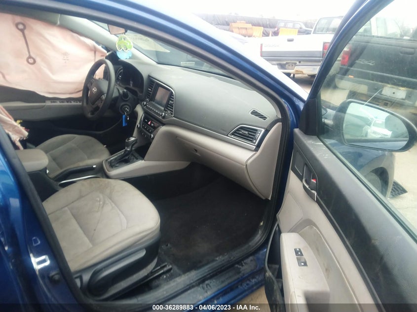 VIN 5NPD84LF3JH303702 2018 HYUNDAI ELANTRA SEL