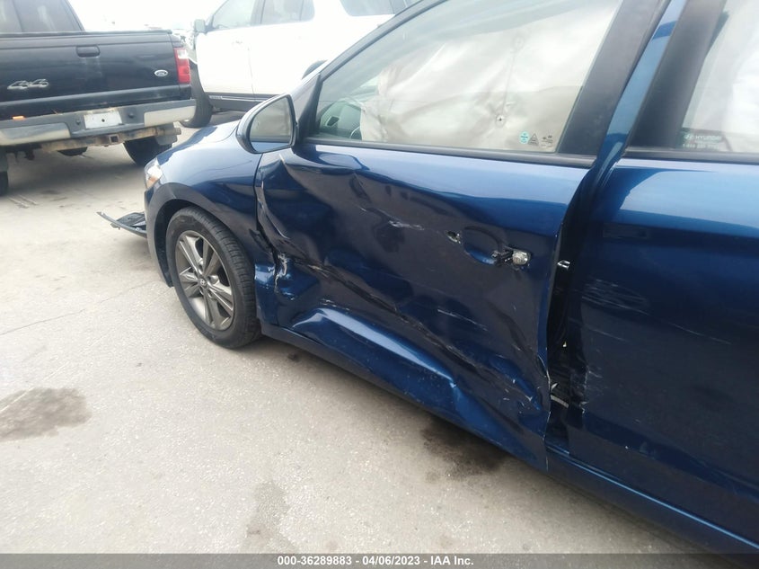 VIN 5NPD84LF3JH303702 2018 HYUNDAI ELANTRA SEL