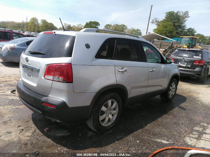 2013 KIA SORENTO LX - 5XYKTCA67DG411352