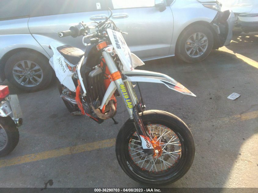 2019 KTM 450EXC CHAMPIONS - VKBEXK409KM350745