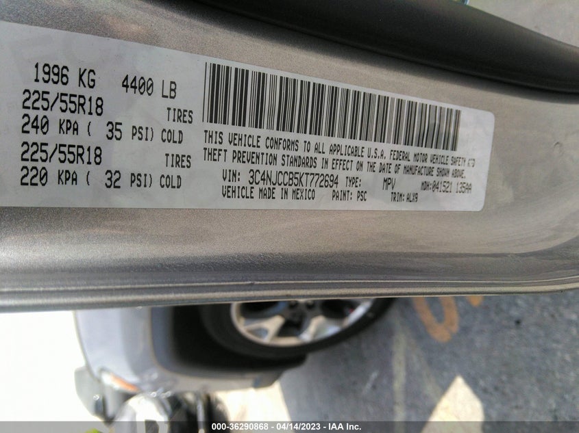 VIN 3C4NJCCB5KT772694 2019 JEEP COMPASS LIMITED
