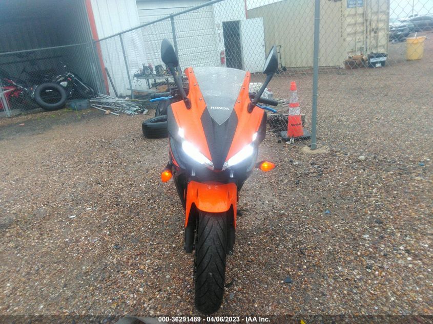2017 HONDA CBR500 R - MLHPC4460H5400163