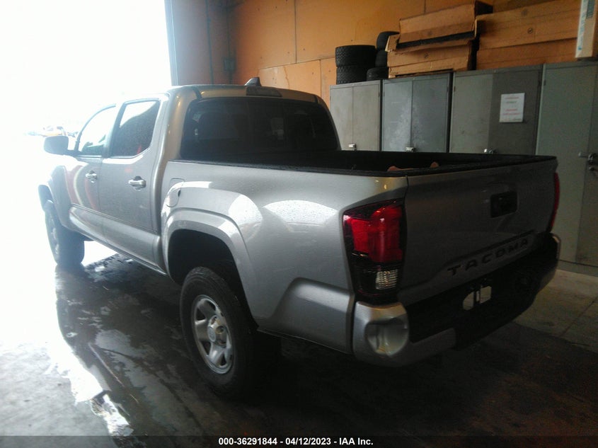 VIN 3TYAX5GN8NT063998 2022 TOYOTA TACOMA 2WD SR/SR5