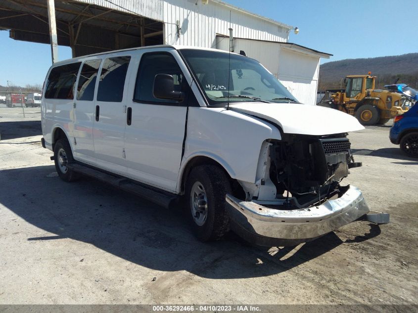 2017 CHEVROLET EXPRESS PASSENGER LT - 1GAWGFFG1H1334680