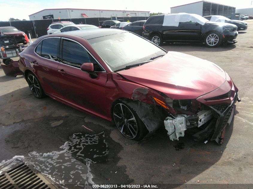 2018 TOYOTA CAMRY XSE - 4T1B61HK4JU525135