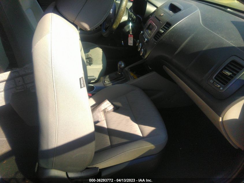 2016 KIA FORTE LX - KNAFK4A6XG5540786