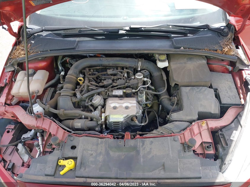 VIN 1FADP3FE1JL293463 2018 FORD FOCUS SE