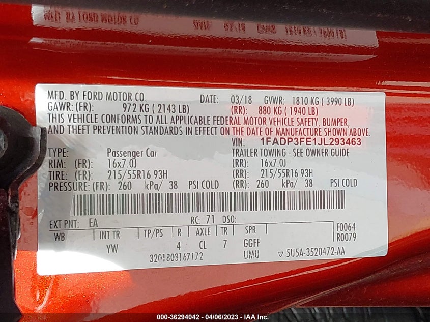 VIN 1FADP3FE1JL293463 2018 FORD FOCUS SE