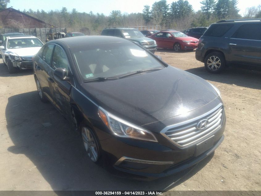 2015 HYUNDAI SONATA 2.4L SE - 5NPE24AF5FH004907