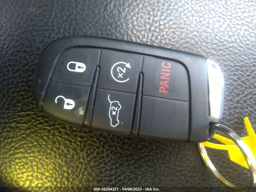 VIN 3C4NJDDB2JT334668 2018 JEEP COMPASS TRAILHAWK