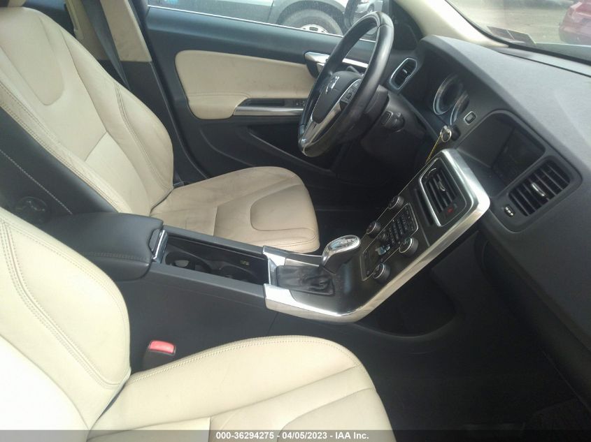 2013 VOLVO S60 T5 - YV1612FH1D2197944