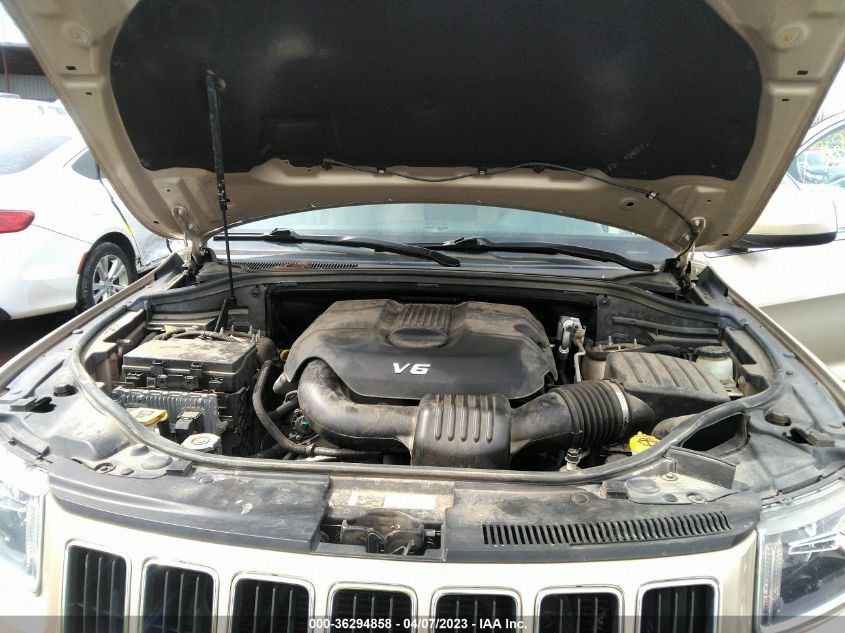 2014 JEEP GRAND CHEROKEE LAREDO - 1C4RJFAG4EC407201
