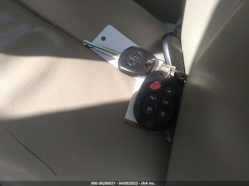 2013 TOYOTA SIENNA XLE AAS/XLE/LTD - 5TDYK3DC1DS390239