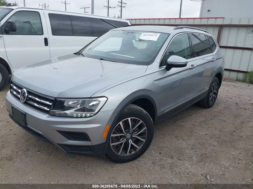 VIN 3VV2B7AX6LM081015 2020 VOLKSWAGEN TIGUAN SE/SEL/SE R-LINE BLACK