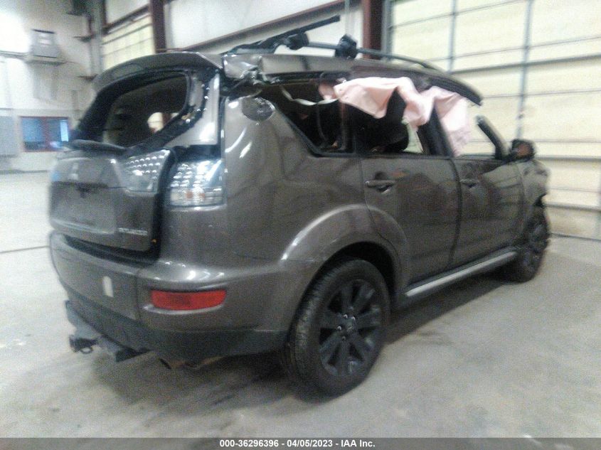 2013 MITSUBISHI OUTLANDER SE - JA4JT3AW1DU020427