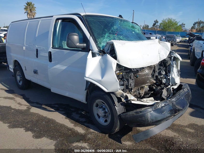 VIN 1GCWGAFPXJ1314055 2018 CHEVROLET EXPRESS CARGO VAN