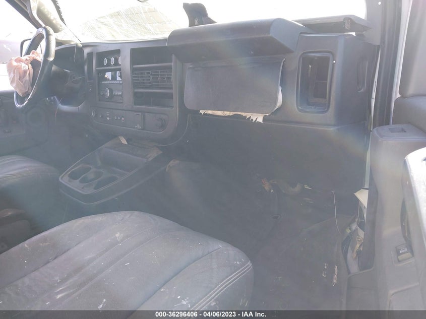 VIN 1GCWGAFPXJ1314055 2018 CHEVROLET EXPRESS CARGO VAN