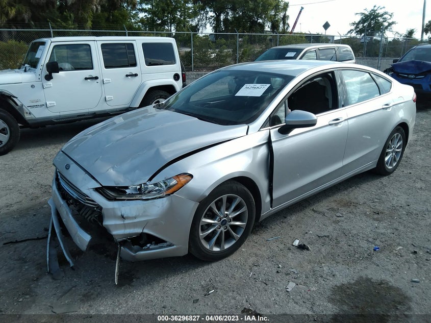 VIN 3FA6P0HD3HR137397 2017 FORD FUSION SE
