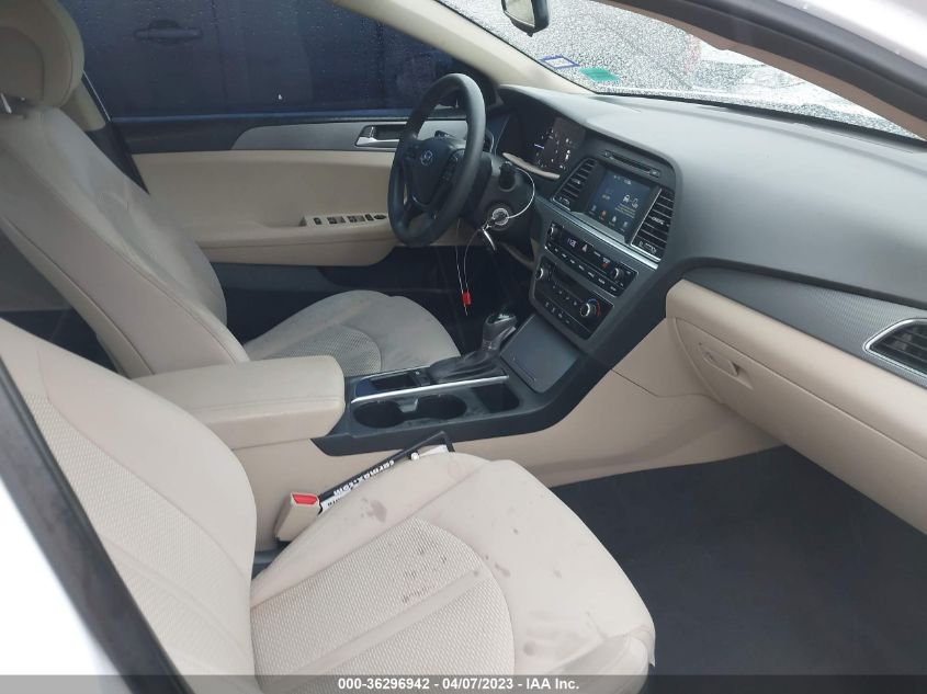 2016 HYUNDAI SONATA 2.4L SE - 5NPE24AF0GH322256