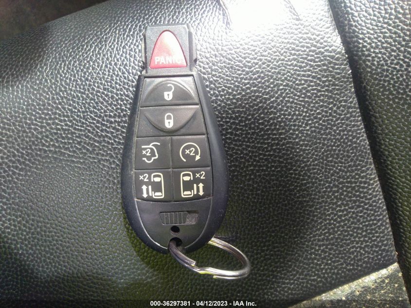 2013 CHRYSLER TOWN & COUNTRY TOURING-L - 2C4RC1CG2DR589061